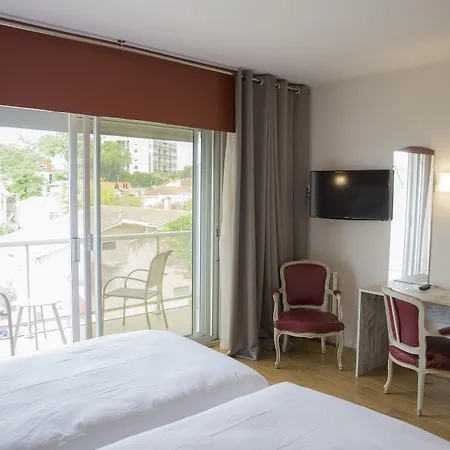 Arc Sur Hotel