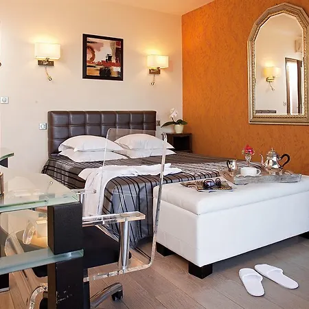 Arc Sur Hotel