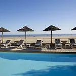 Arc Sur Hotel