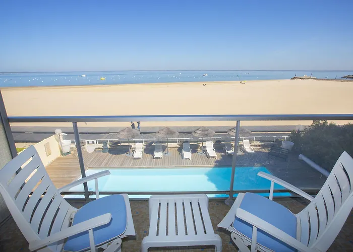 Hotel Arc Sur Arcachon